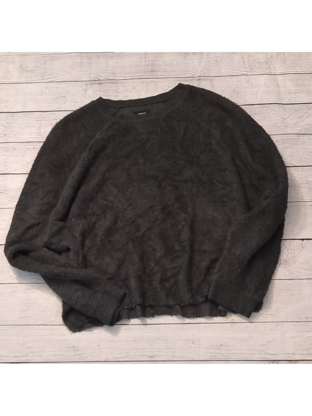 Billabong gray fuzzy long sleeve top size small
